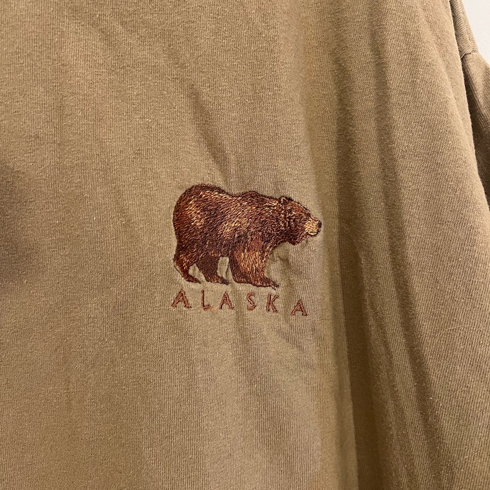 VINTAGE Alstyle XL Alaska Embroidered Brown Bear Brown Men's T-Shirt